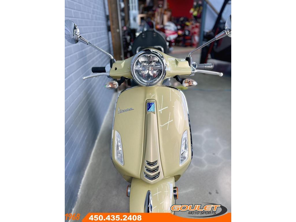Vespa Primavera 50 75th Anniversary 2021