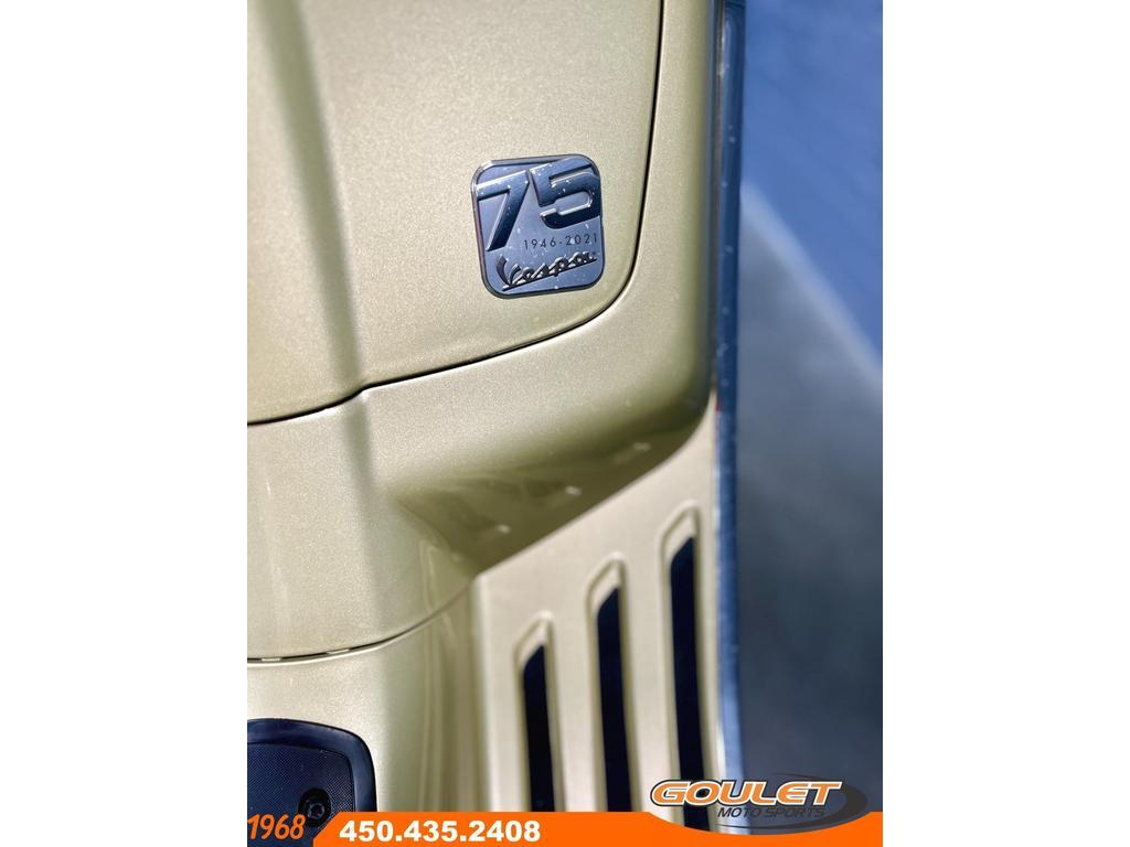 Vespa Primavera 50 75th Anniversary 2021