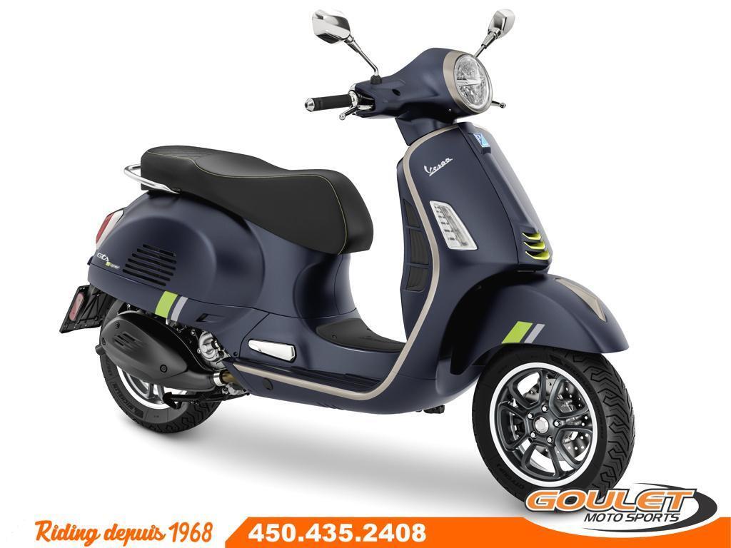 Vespa GTS 300 SUPER TECH 2023