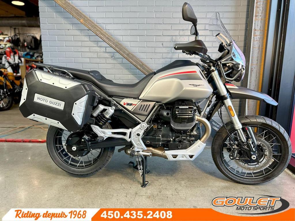 Moto Guzzi V85 TT 2023