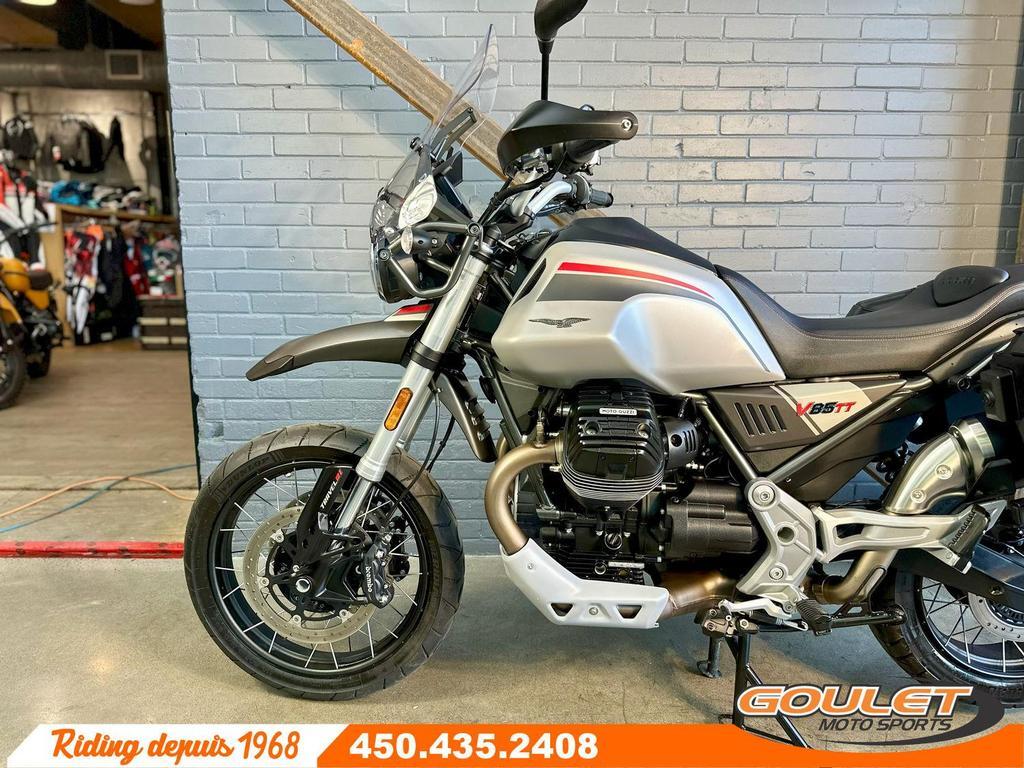 Moto Guzzi V85 TT 2023