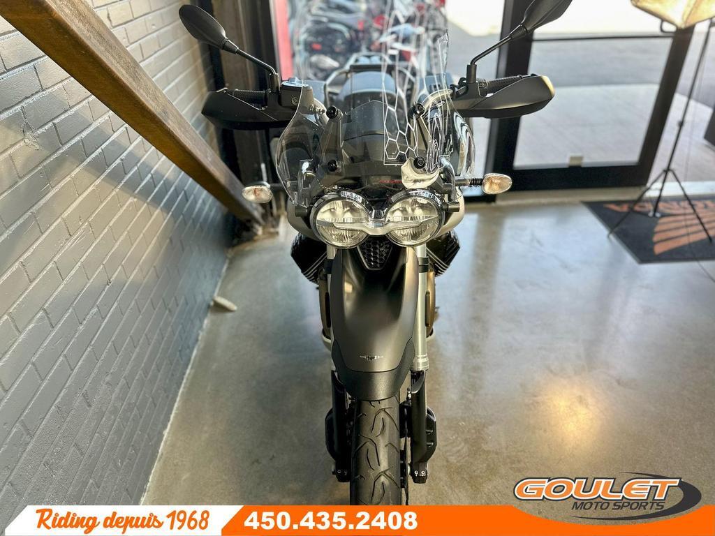 Moto Guzzi V85 TT 2023