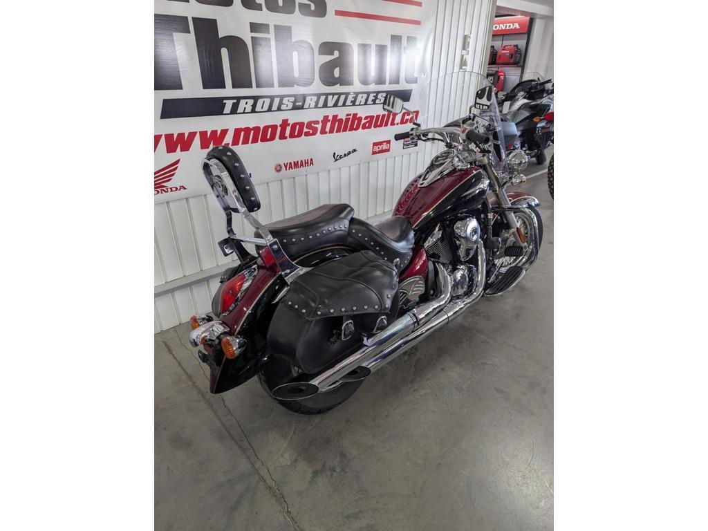 Kawasaki Vulcan 900 Classic 2010
