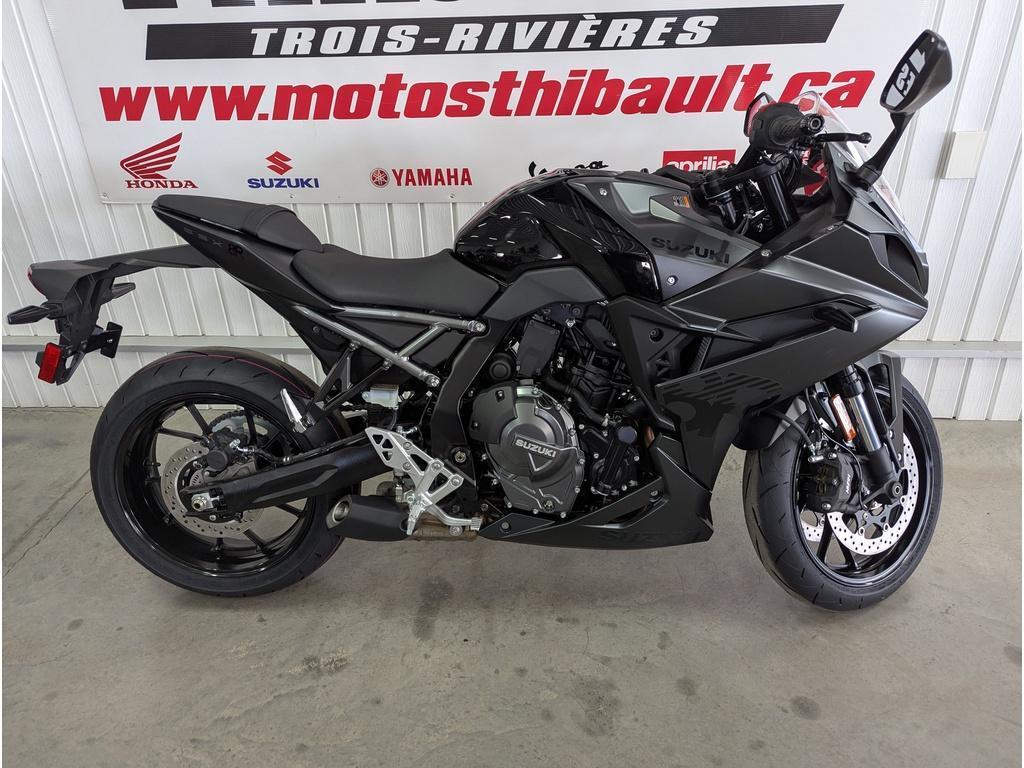 Suzuki GSX-8R 2025