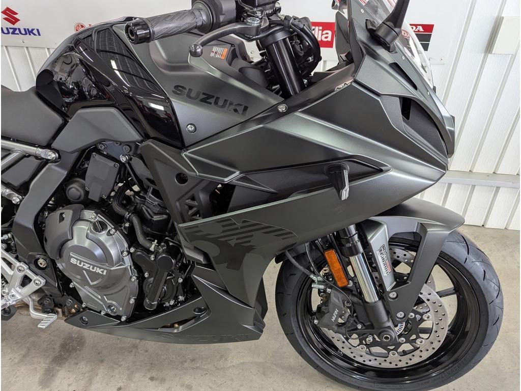 Suzuki GSX-8R 2025