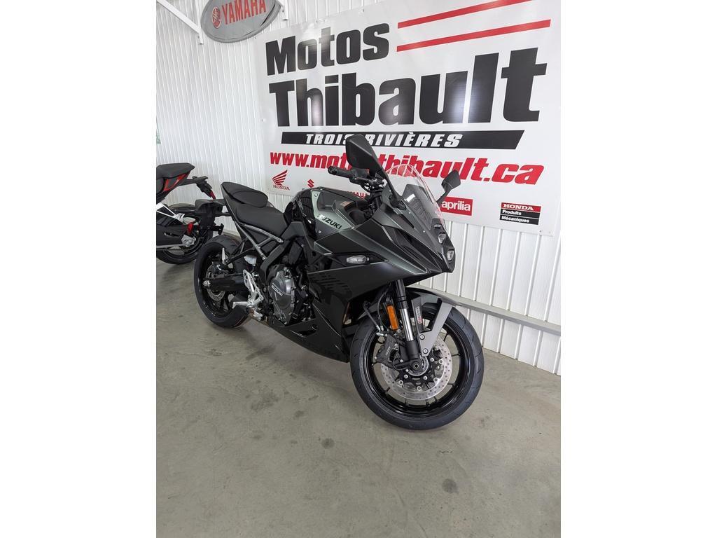 Suzuki GSX-8R 2025