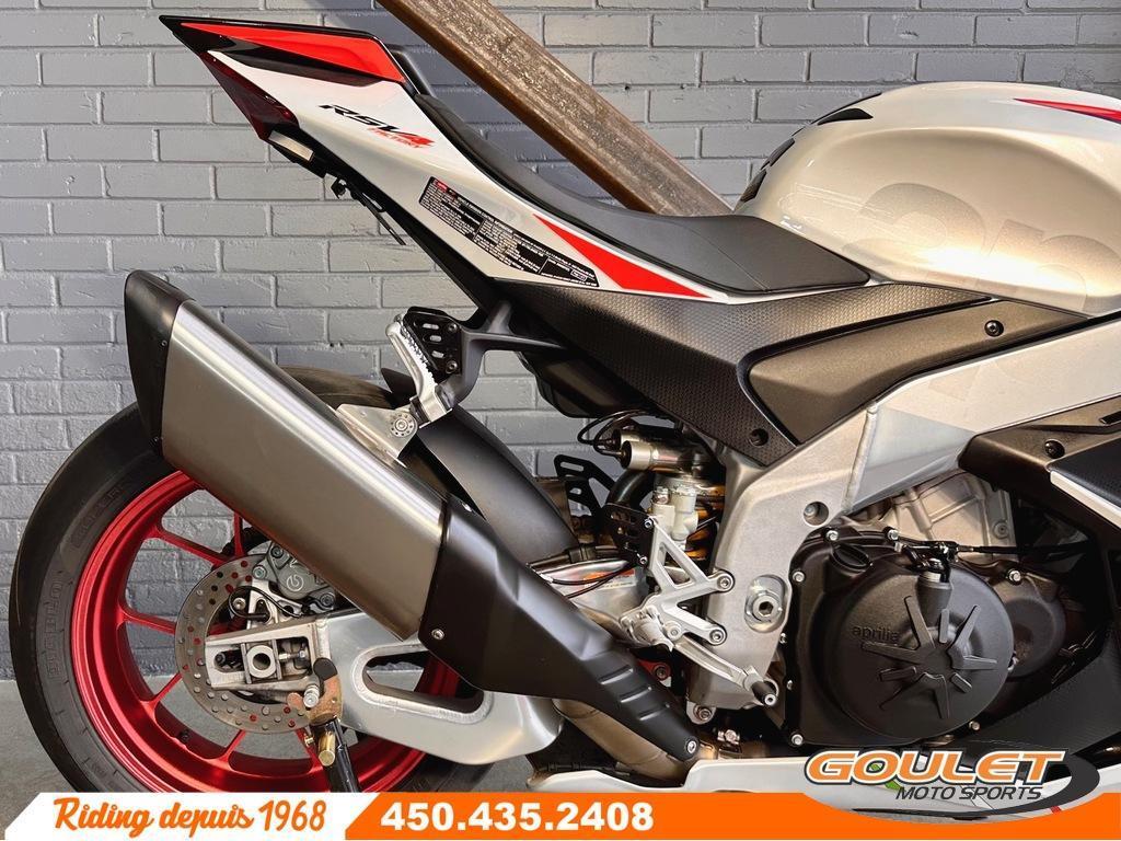 Aprilia RSV4 1100 Factory 2023