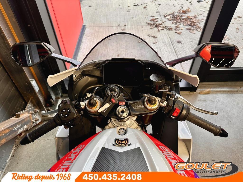 Aprilia RSV4 1100 Factory 2023