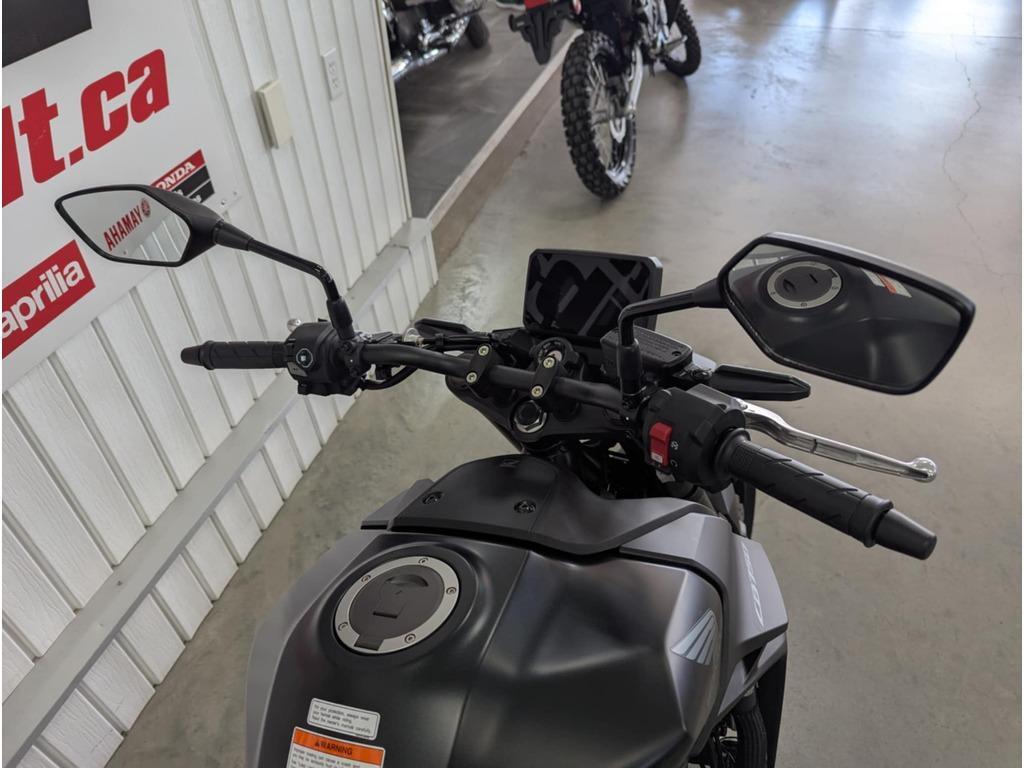 Honda CB750 2025