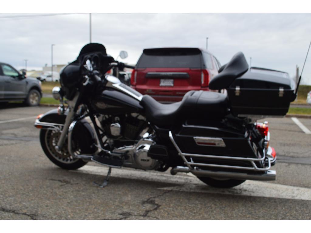 Harley-Davidson FLHTC Electra Glide 2013