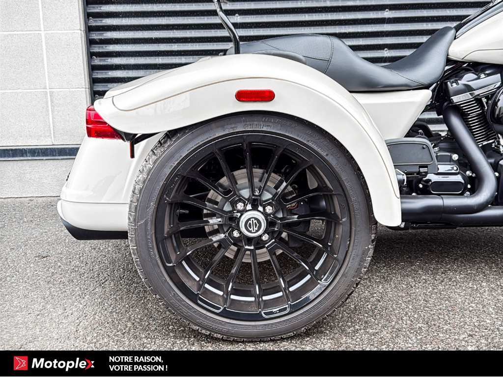 Harley-Davidson FREEWHEELER flrt trike 2023