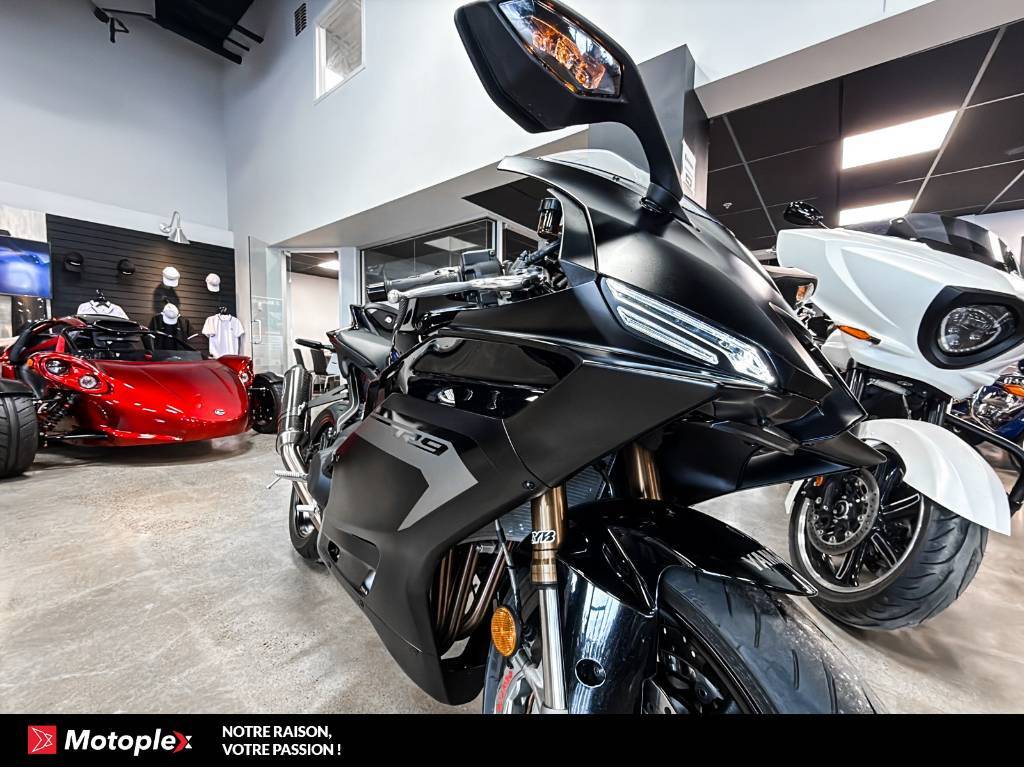 Honda VFR800 2004