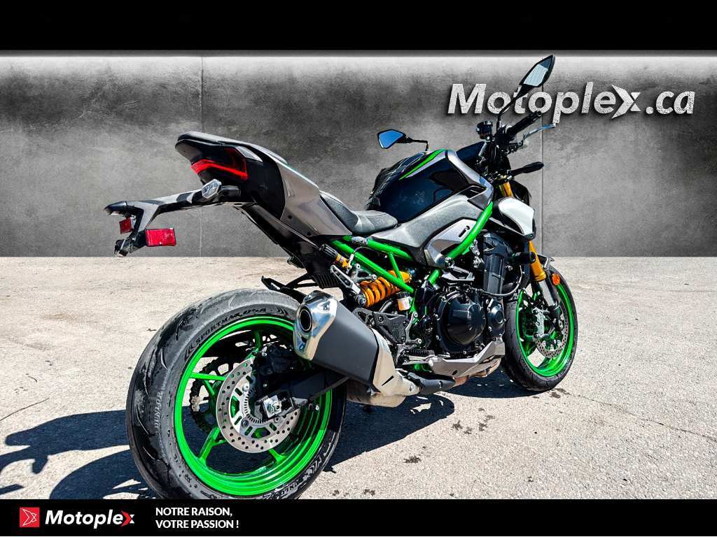 Kawasaki Z900 SE ABS 2025