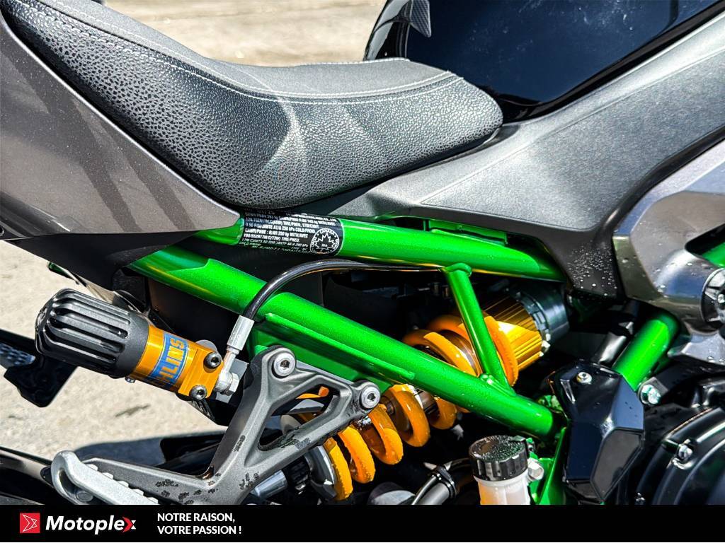 Kawasaki Z900 SE ABS 2025