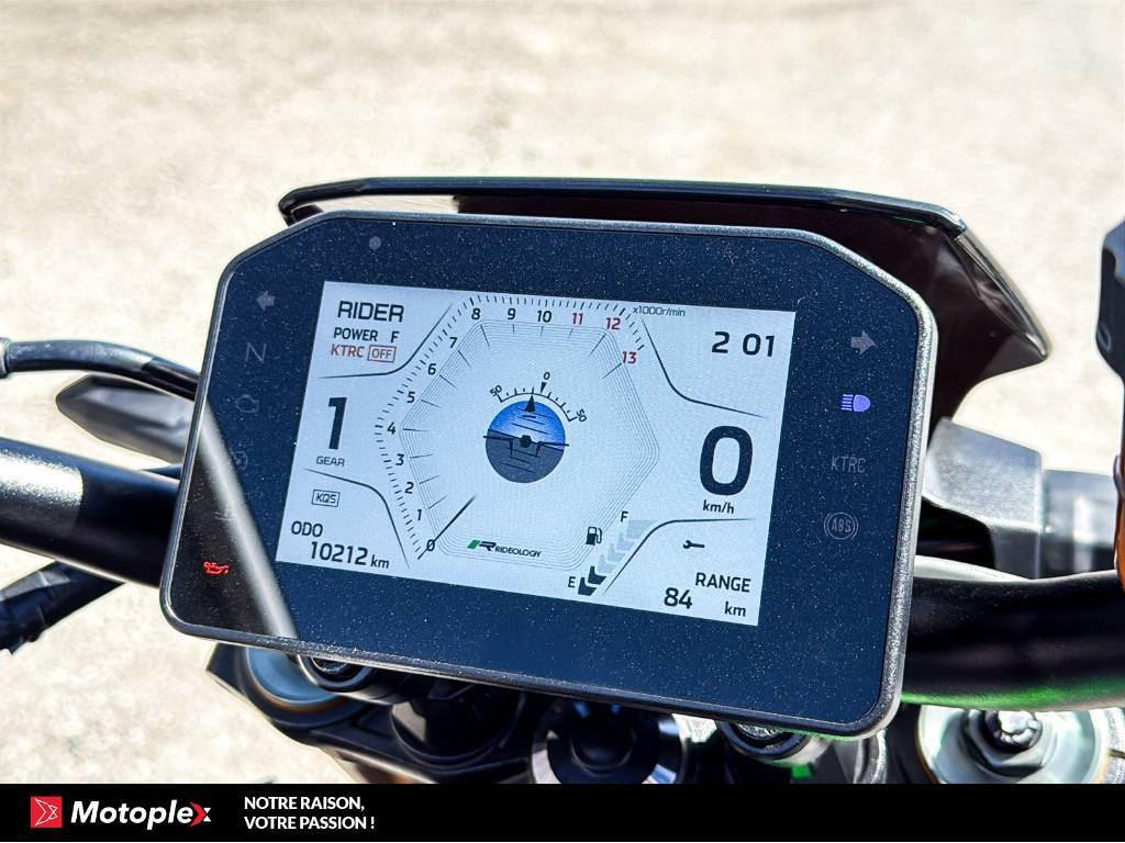 Kawasaki Z900 SE ABS 2025