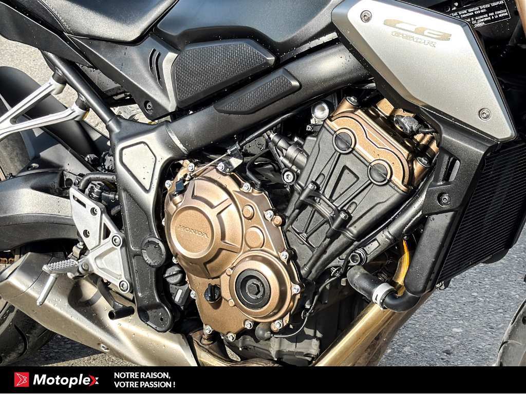 Yamaha MT10 abs *MOIN CHERE AU CANADA 2024