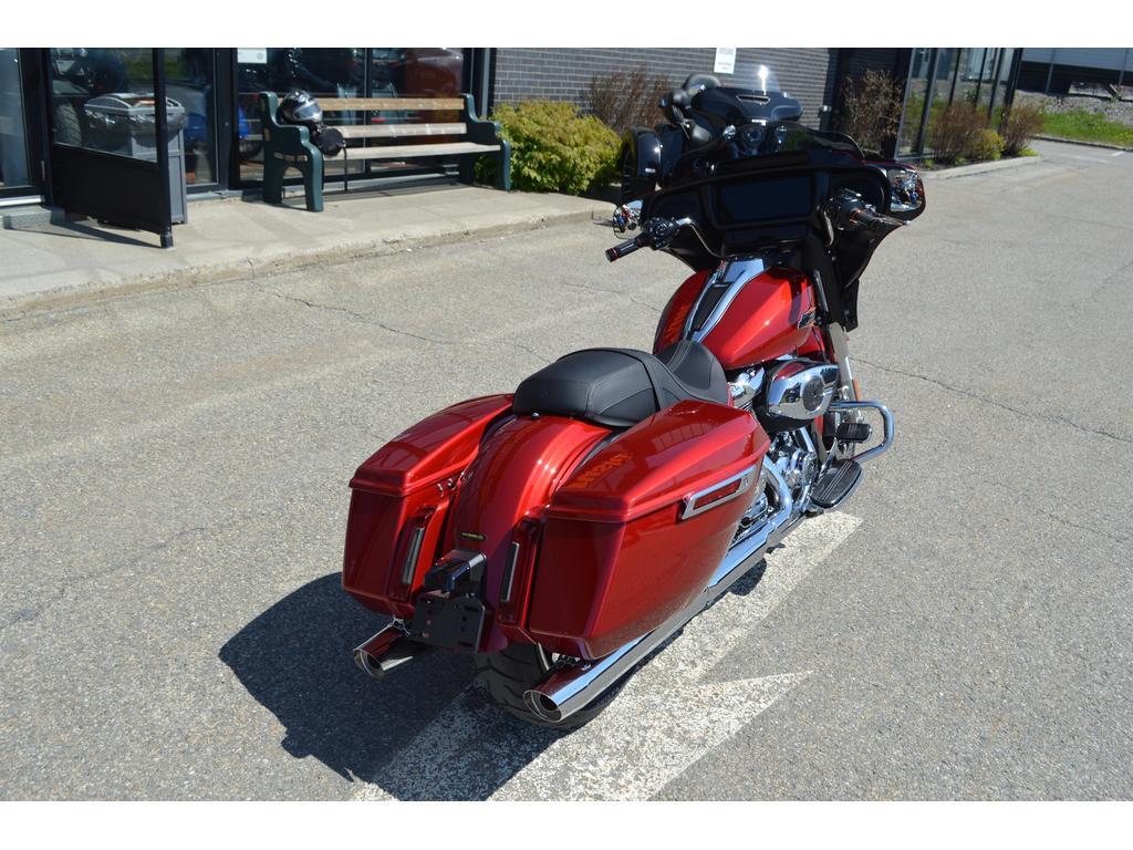 Harley-Davidson FLHX Street Glide 2025