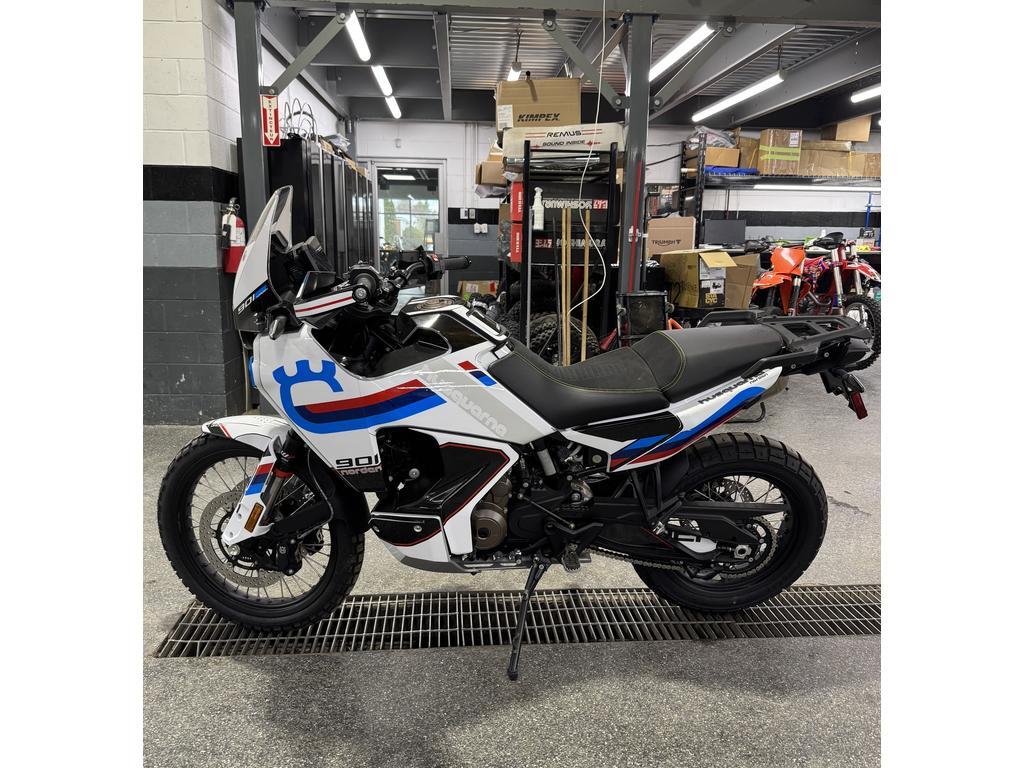 Husqvarna NORDEN 901 EXPEDITIO 2025