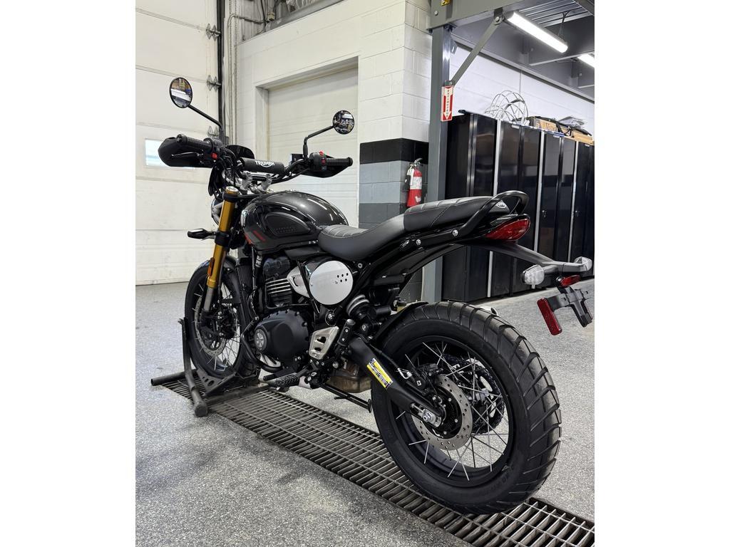 Triumph SCRAMBLER 400 XC GRI 2026