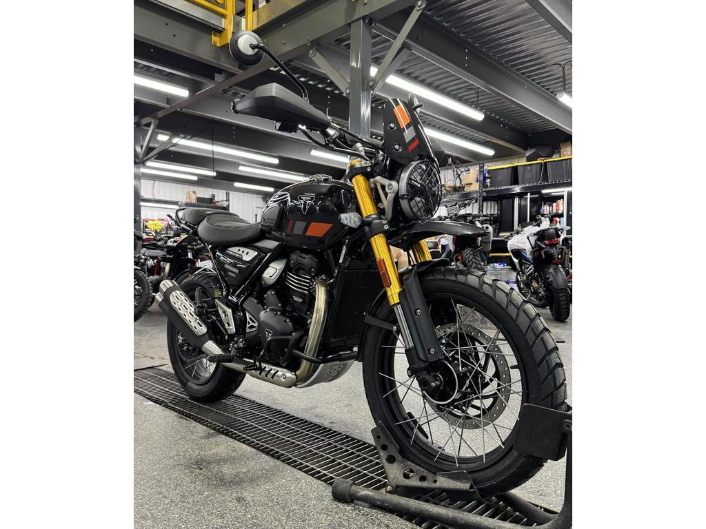 Triumph SCRAMBLER 400 XC GRI 2026