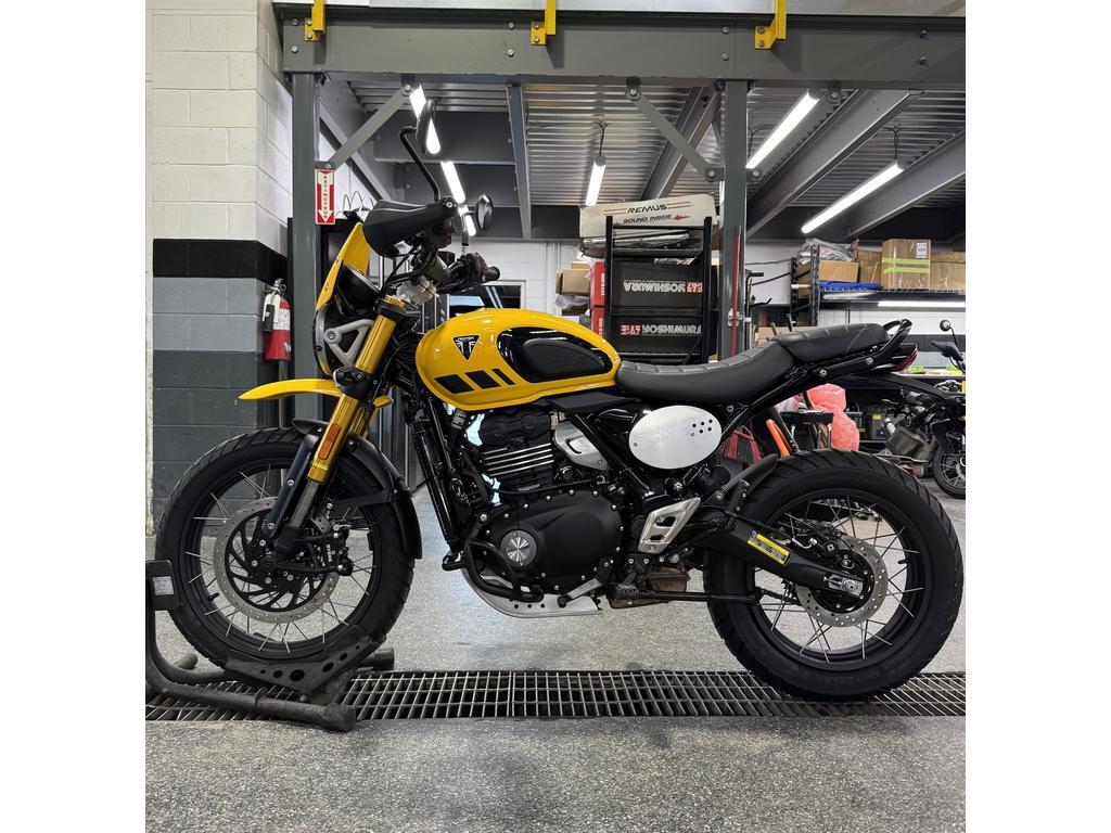 Triumph SCRAMBLER 400 XC JAU 2026