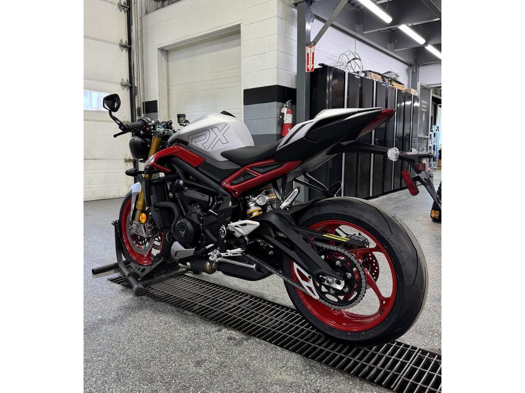 Triumph STREET TRIPLE 765 RX 2026