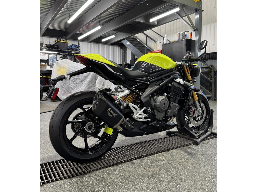 Triumph SPEED TRIPLE 1200 RX 2026