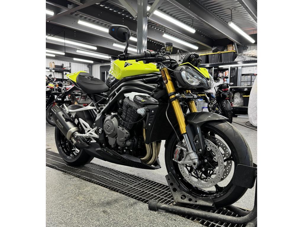 Triumph SPEED TRIPLE 1200 RX 2026