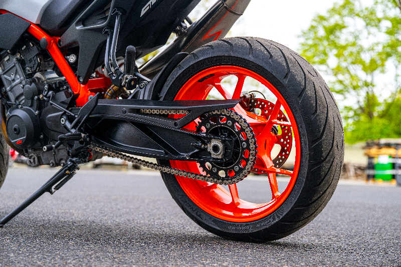 KTM 890 DUKE R 2021