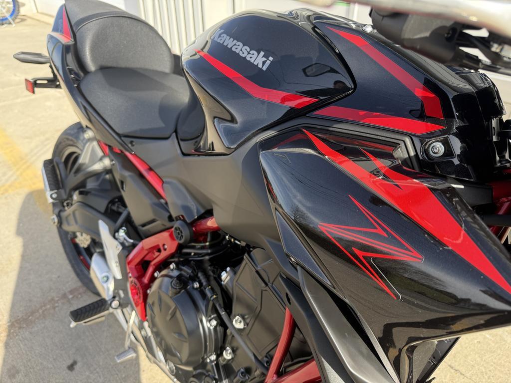 Kawasaki Z650 ABS 2025