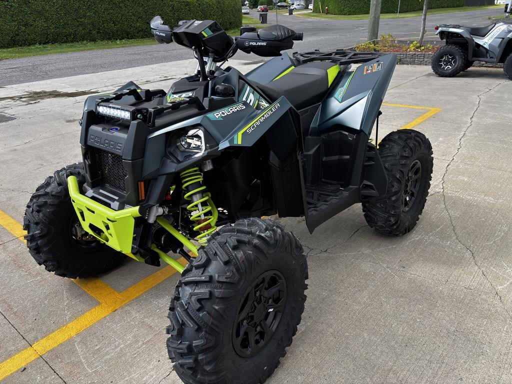 Kawasaki Z900 ABS 2025