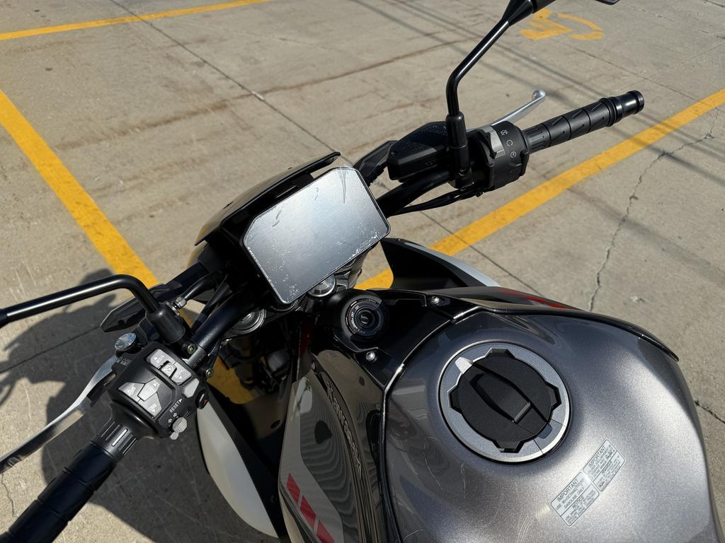 Kawasaki Z900 ABS 2025
