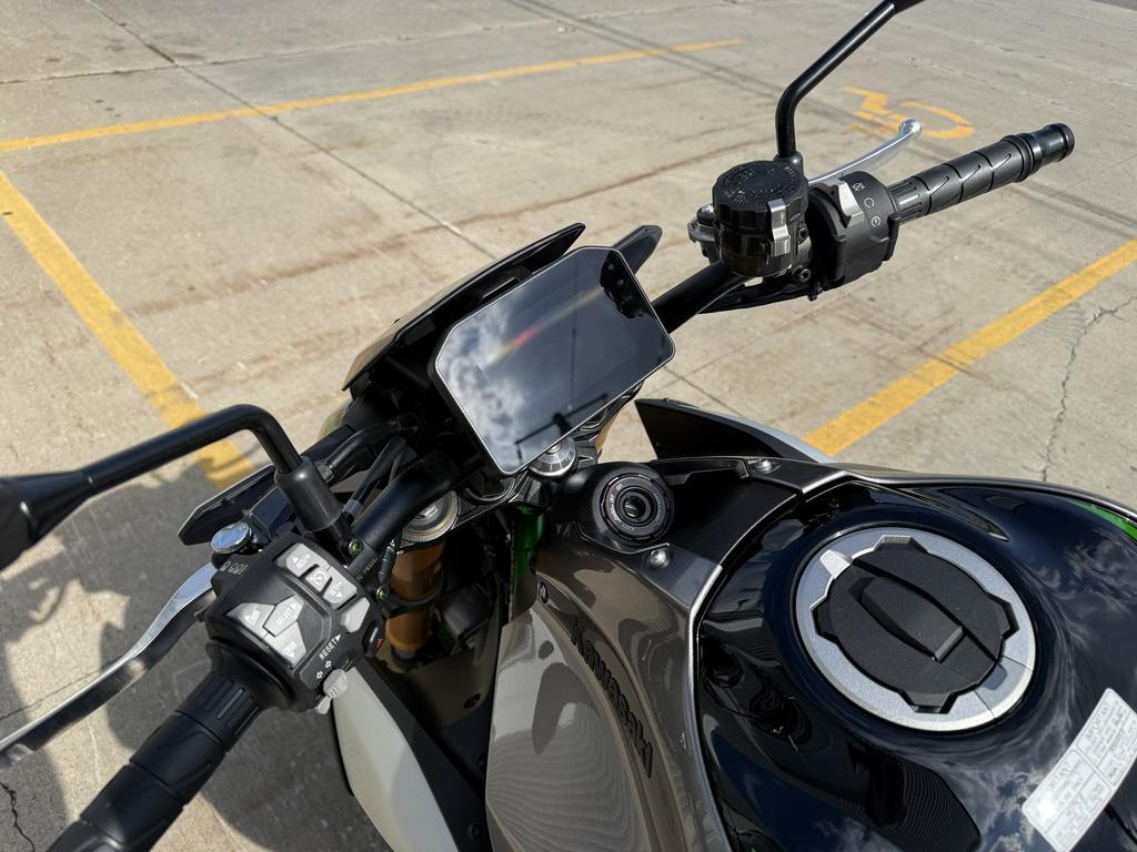 Kawasaki KLR650 2025