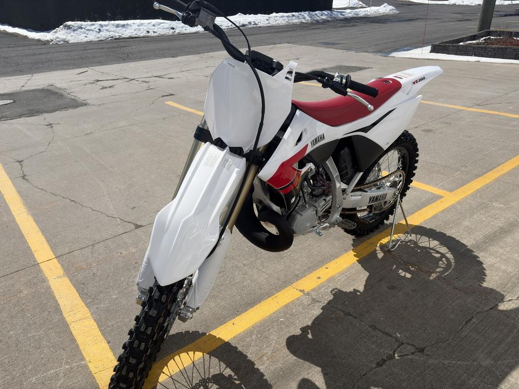 Yamaha YZ250 2026