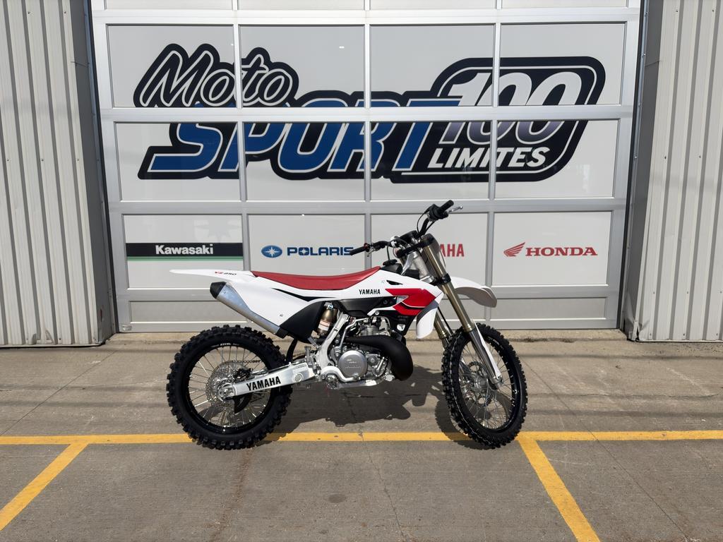 Kawasaki KLX140R 2025