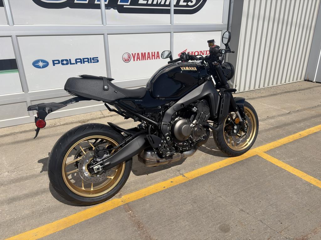 Yamaha XSR900 2026