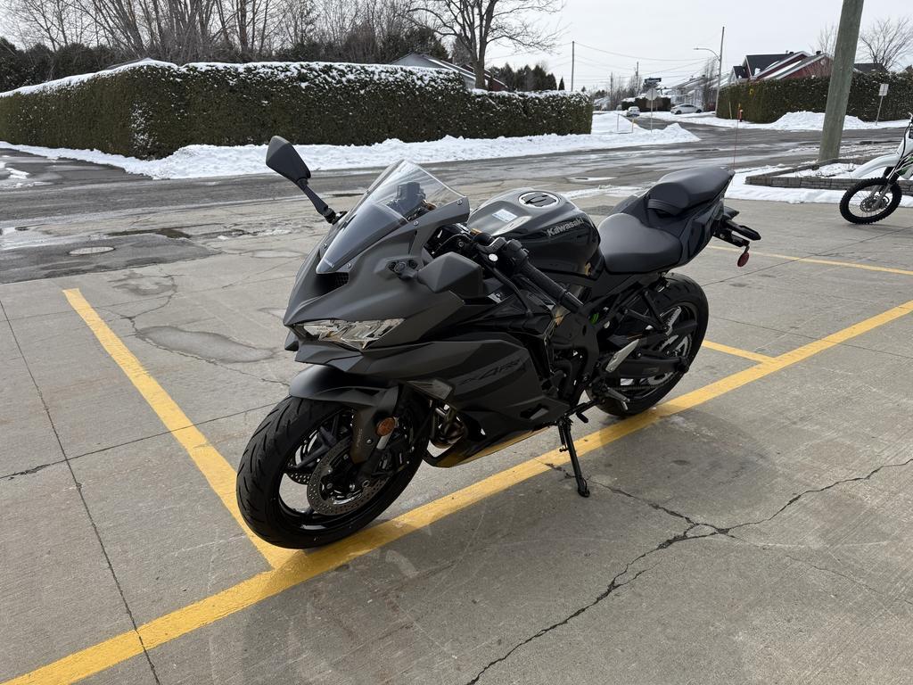 Kawasaki Ninja ZX-4RR 2026