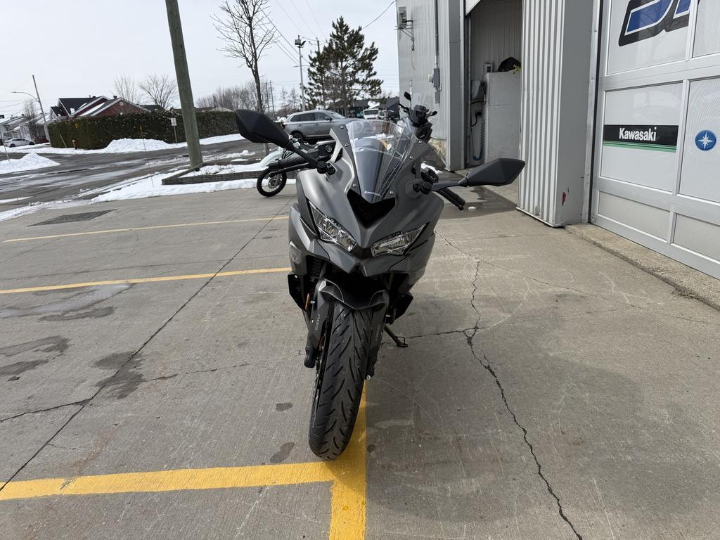 Kawasaki Z900RS SE 2026