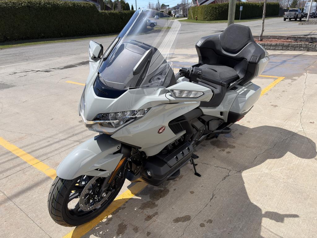 Honda Gold Wing Tour DCT 2026