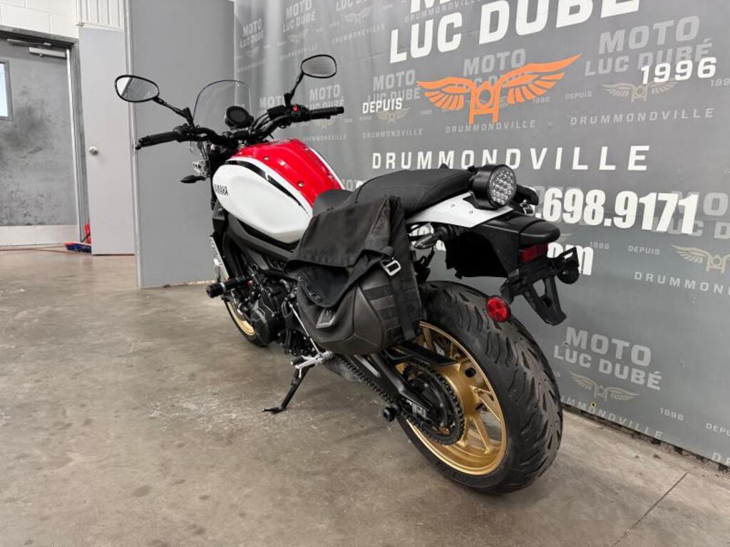 Yamaha XSR900 2021
