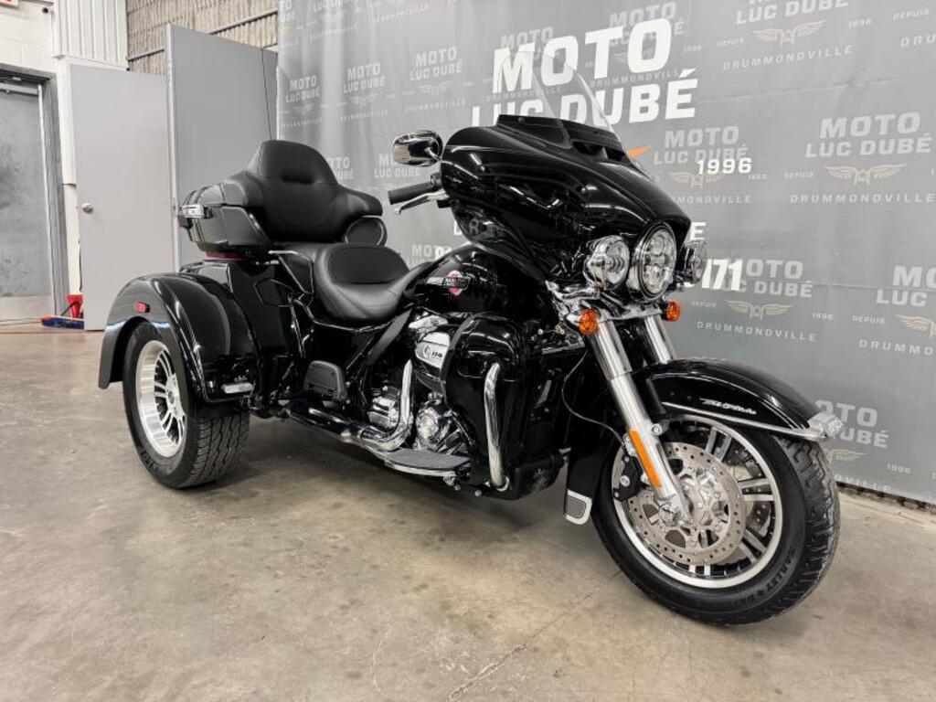 Harley-Davidson FLHTCUTG Tri Glide Ultra 2022
