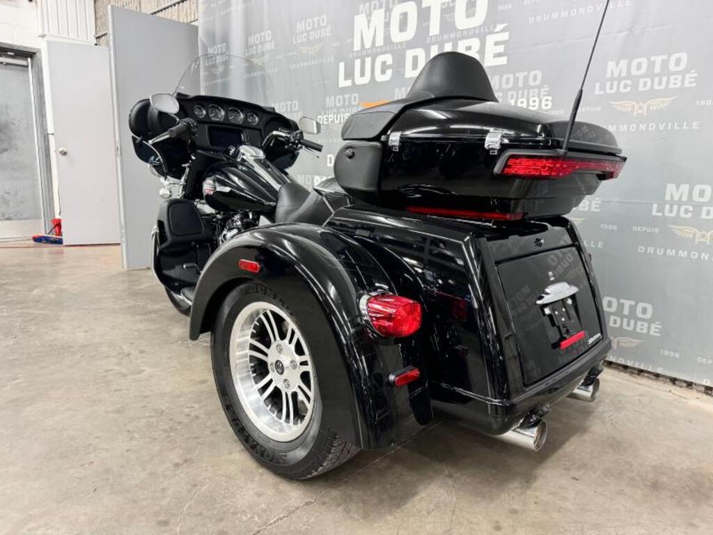 Harley-Davidson FLHTCUTG Tri Glide Ultra 2022