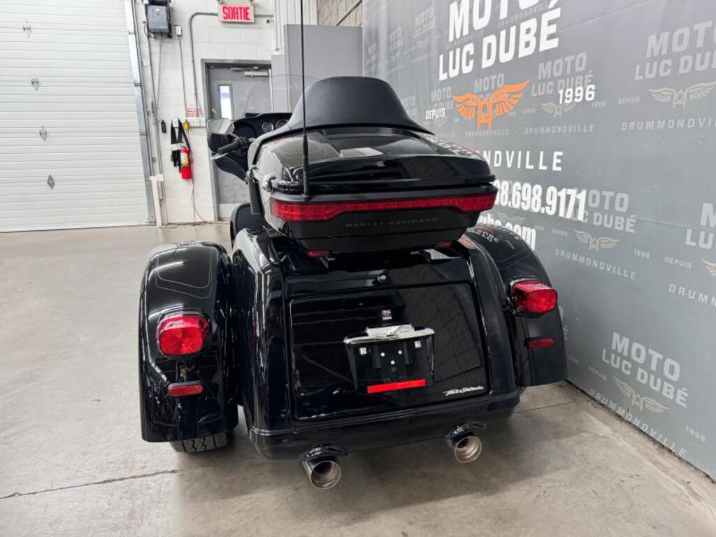 Harley-Davidson FLHTCUTG Tri Glide Ultra 2022