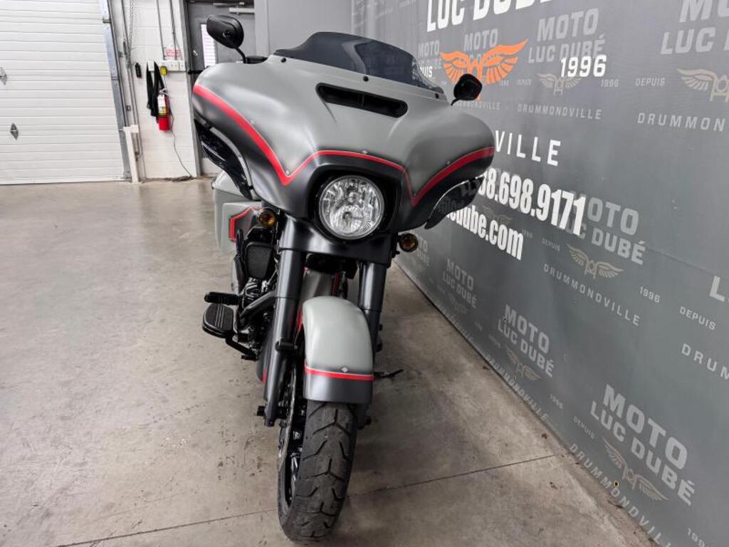 Harley-Davidson FLHX Street Glide 2022