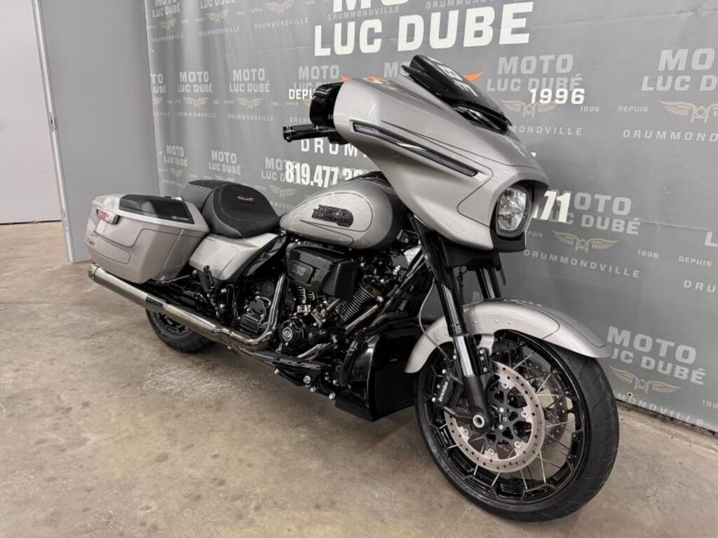 Harley-Davidson FLHXSE CVO Street Glide 2023