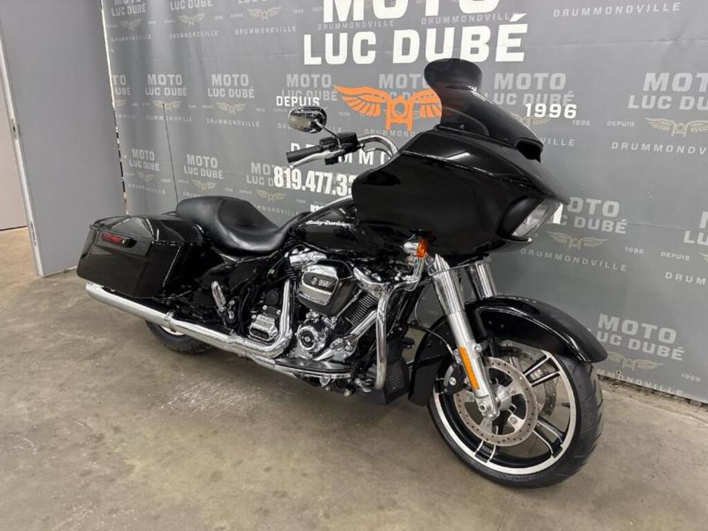 Harley-Davidson FLHXSE CVO Street Glide 2015