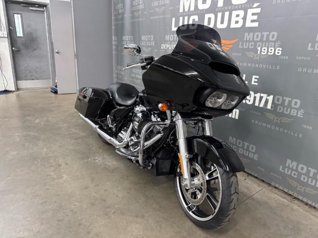 Harley-Davidson FLHXSE CVO Street Glide 2015