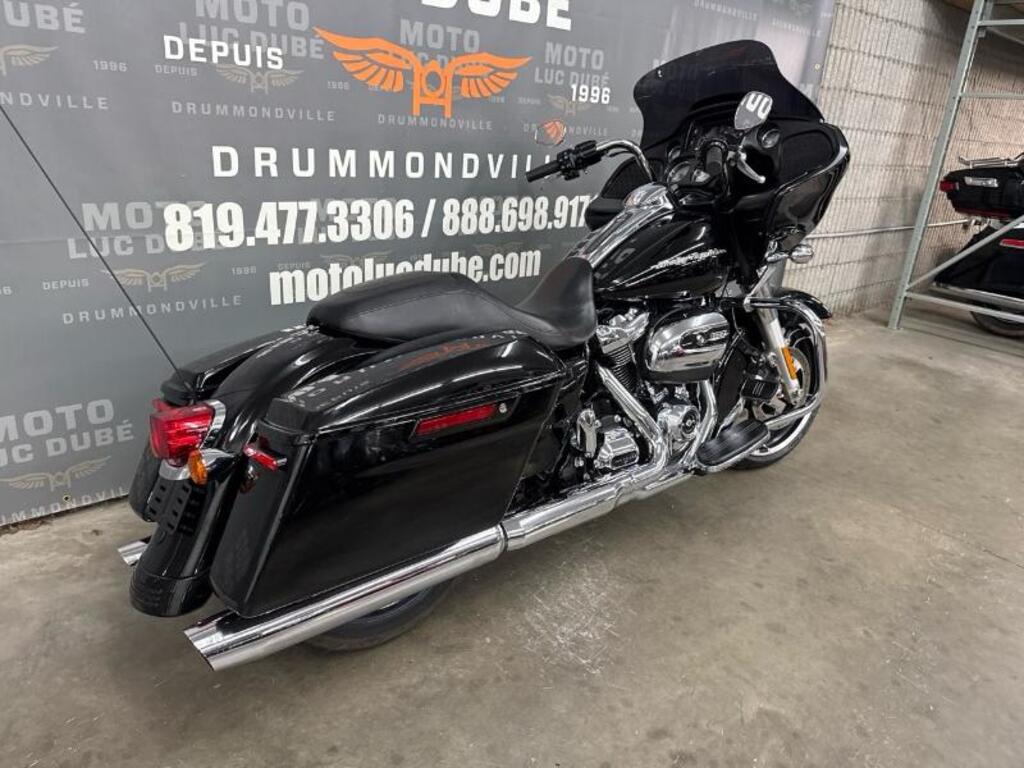 Harley-Davidson FLHXSE CVO Street Glide 2015
