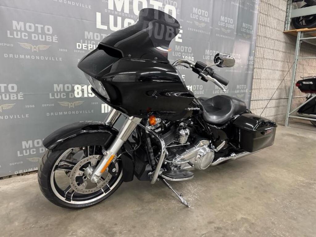 Harley-Davidson FLHXSE CVO Street Glide 2015