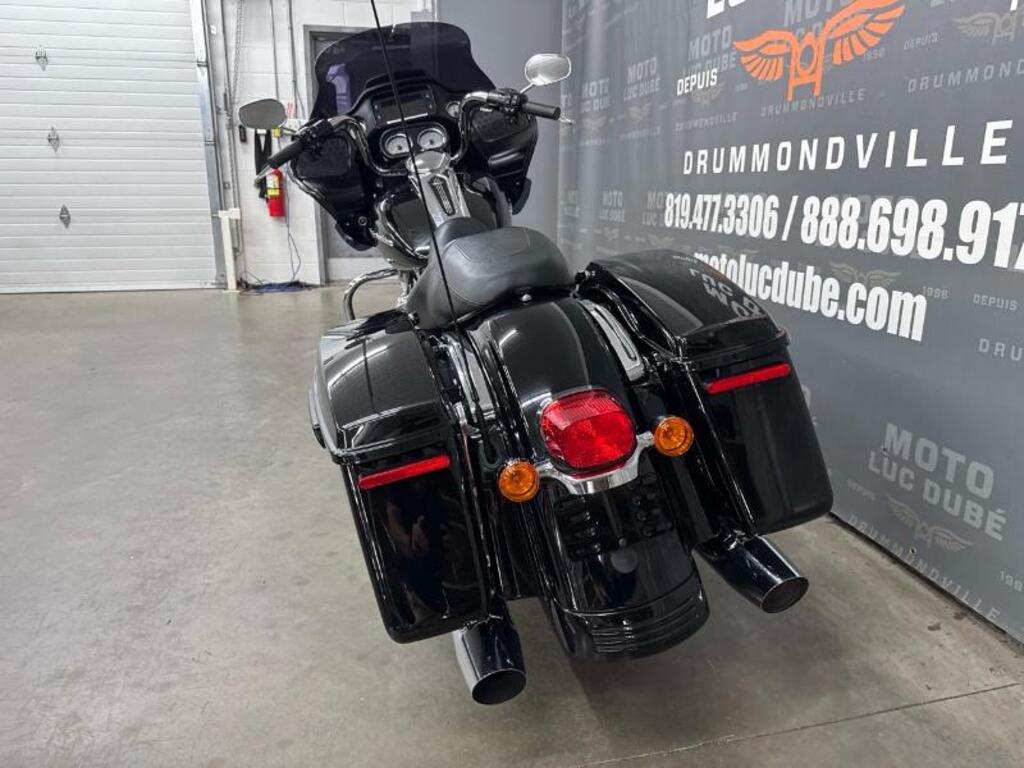 Harley-Davidson FLHXSE CVO Street Glide 2015